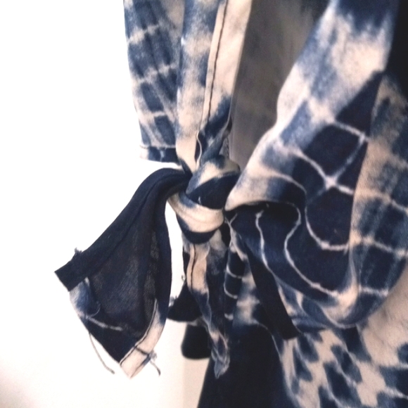 Peppermint, Sz L, Tie Dye, Top with Tie Sleeves, Elastic Neck - Picture 5 of 7